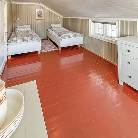 Vakantiehuis Gorgeous In Svatsum With Wifi *