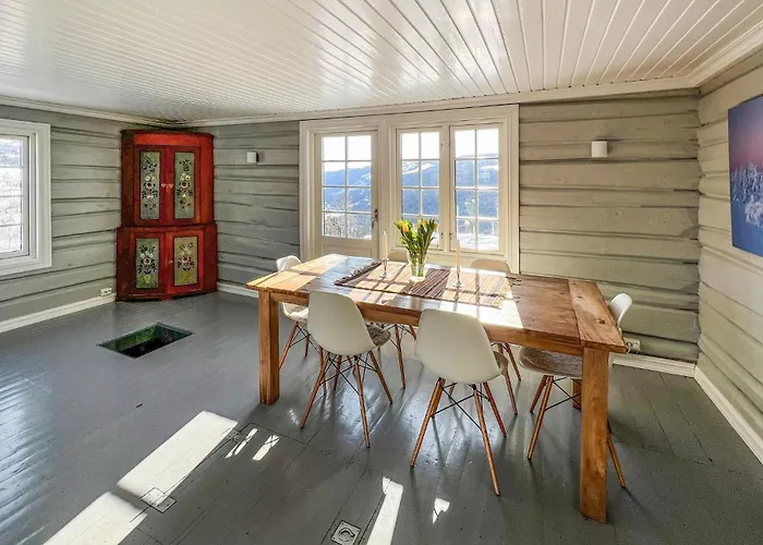 Gorgeous In Svatsum With Wifi Svingvoll